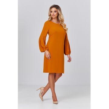 Rochie midi cu detalii plisate