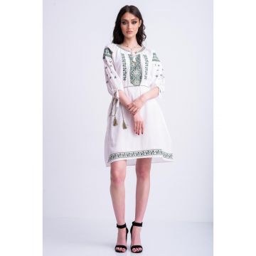Rochie dama tip ie traditionala din bumbac alb cu broderie verde M (38)