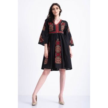 Rochie tip ie traditionala din bumbac negru cu model brodat S (36)