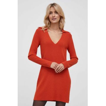 Sisley rochie culoarea portocaliu, mini, drept