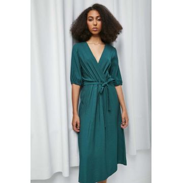 Medicine rochie culoarea verde, midi, evazati