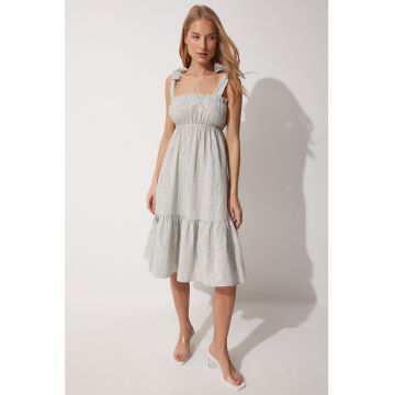 Rochie evazata cu model in dungi Rochie evazata cu model in dungi