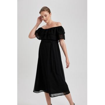 Rochie midi cu decolteu pe umeri