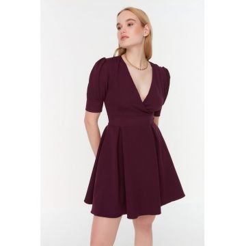 Rochie evazata cu decolteu cache-coeur