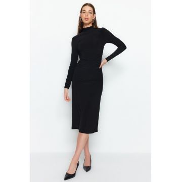 Rochie midi evazata