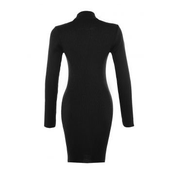 Rochie slim fit tricotata cu striatii
