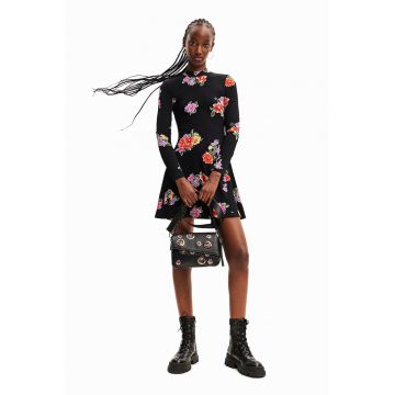 Rochie mini evazata cu imprimeu floral