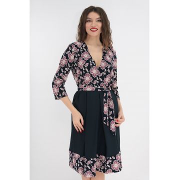 Rochie bleumarin cu print floral si pliuri