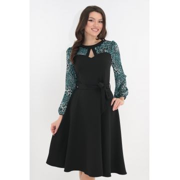 Rochie cocktail neagra cu maneci din voal si cordon in talie