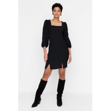Rochie cu slit frontal