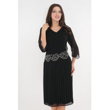 Rochie de ocazie neagra din voal plisat cu strasuri argintii