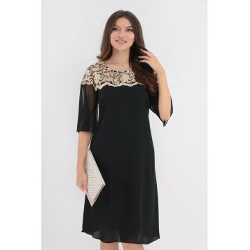 Rochie din voal negru cu broderie florala crem