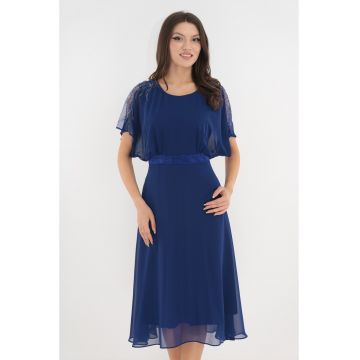 Rochie eleganta clos din voal albastru accesorizata cu margele si strasuri