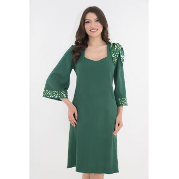 Rochie eleganta verde cu garnituri aurii