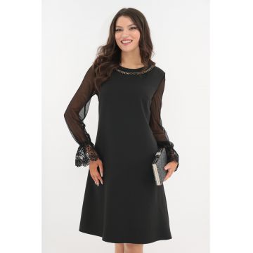 Rochie neagra de ocazie cu maneci din tulle si volane din dantela