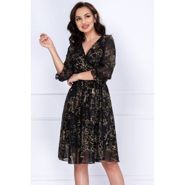 Rochie neagra in clos din voal cu model tip plasa aramie