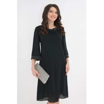 Rochie neagra din voal accesorizata cu insertii argintii