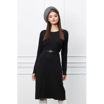 Rochie Corina neagra din tricot cu striatii pe maneci si curea in talie