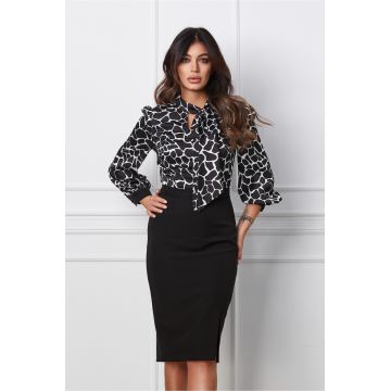 Rochie MBG neagra cu imprimeuri albe la bust