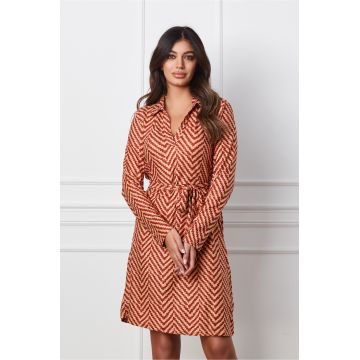 Rochie Rania bej cu imprimeuri caramizii si cordon in talie