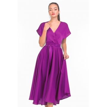 Rochie midi evazata cu aspect satinat