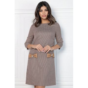 Rochie MBG bej cu carouri si buzunare cu funde