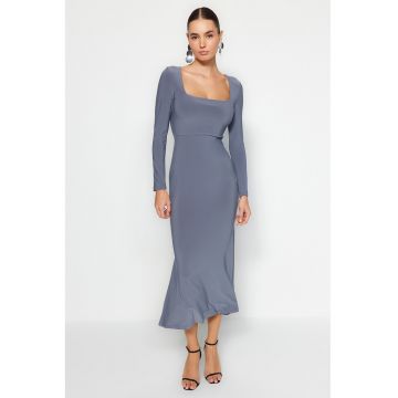 Rochie midi cu decolteu patrat