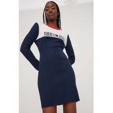 Tommy Jeans rochie culoarea albastru marin, mini, mulata