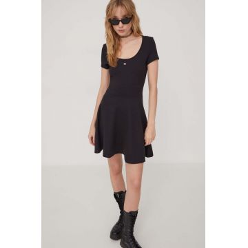 Tommy Jeans rochie culoarea negru, mini, evazati