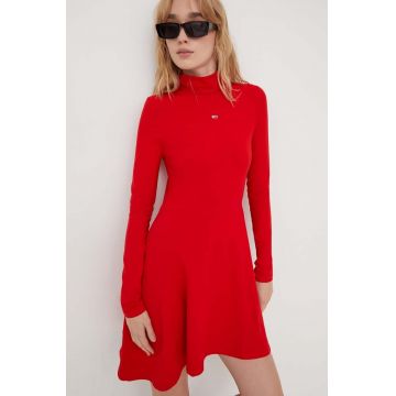 Tommy Jeans rochie culoarea rosu, mini, evazati