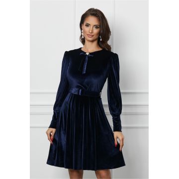 Rochie Dy Fashion bleumarin din catifea cu funda la bust si curea in talie