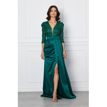Rochie MBG lunga verde din tafta cu paiete la bust si crepeu maxi