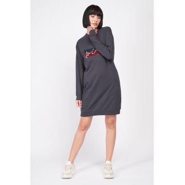 Rochie sport cu aplicatii de paiete