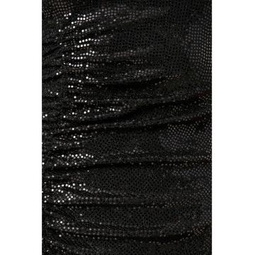 Rochie stralucitoare cu guler mediu