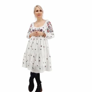 Rochie Alba cu broderie traditionala - Maximiliana 2