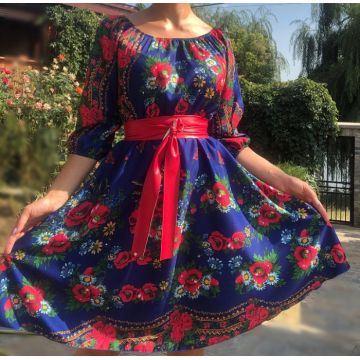 Rochie Traditionala cu bujori 4