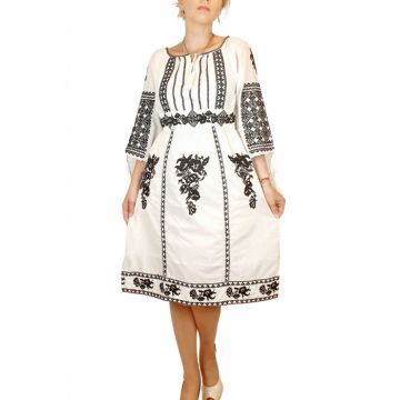 Rochie traditionala Isabela 2