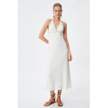 Rochie din macrame cu decolteu in V si spate decupat