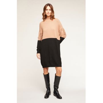 Rochie-pulover lejera cu model colorblock