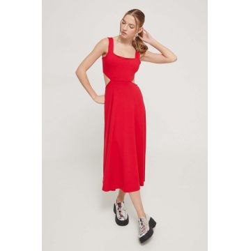 Superdry rochie culoarea rosu, midi, evazati