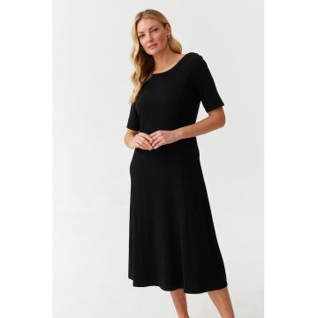 Rochie midi cu croiala in A Manti