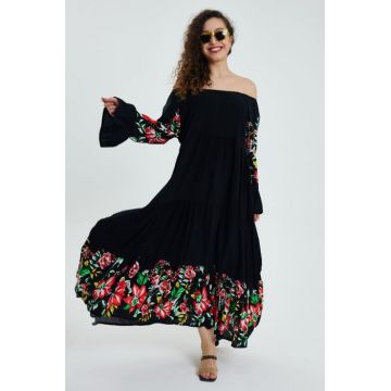 Rochie lunga Madonna neagra cu imprimeu floral, cu 4 volane, din vascoza