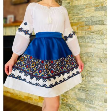 Rochie Traditionala stilizata cu Laura 8