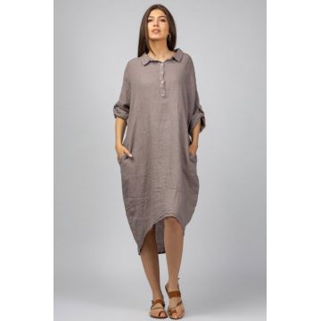 Rochie bej din in Stella Milani cu inel metalic pe spate