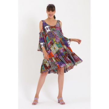 Rochie din vascoza cu imprimeu multicolor patchwork