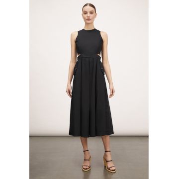 Rochie evazata cu decupaje