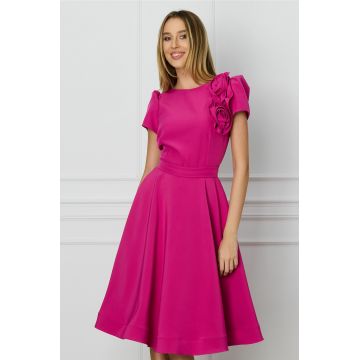 Rochie MBG fucsia cu trandafiri pe bust