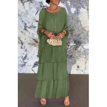 Rochie lunga suprapusa din matase si vascoza, cu trei volane mari si maneca cazuta, kaki