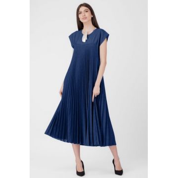 Rochie A-line lunga din stofa plina, plisata, bleumarin