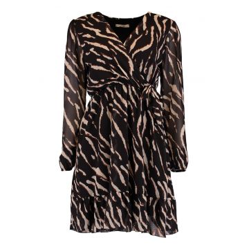 Rochie cu model si decolteu in V
